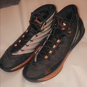 curry 3 bronze